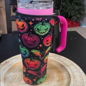 Colorful Halloween Pumpkin and Bat 40oz sleeve